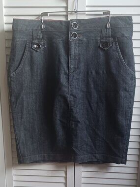 Denim Skirt + Plus